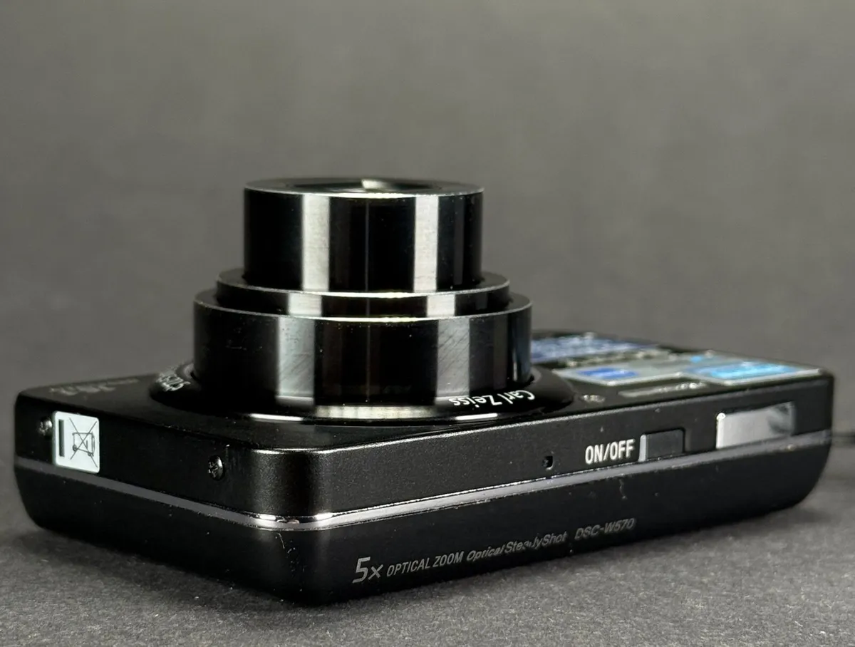 Cyber-shot DSC-W570 - Image 4
