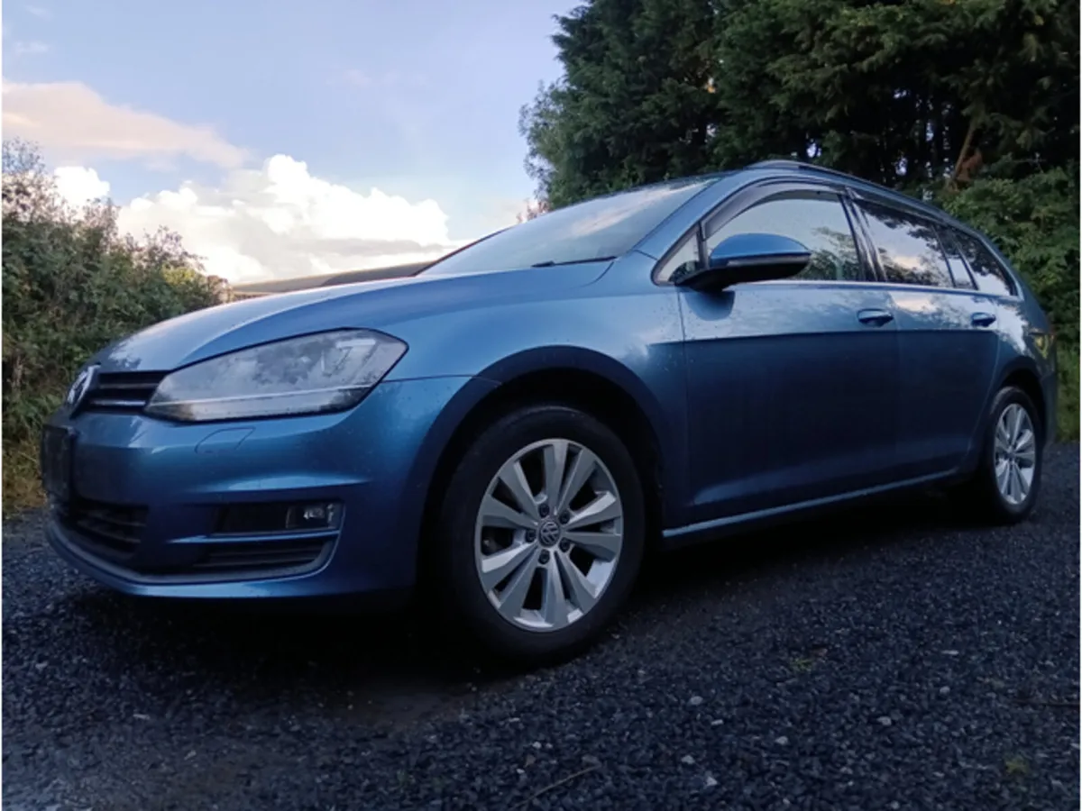 💥2015 Volkswagen Golf Estate 1.2 TSI 5 Door Auto - Image 1