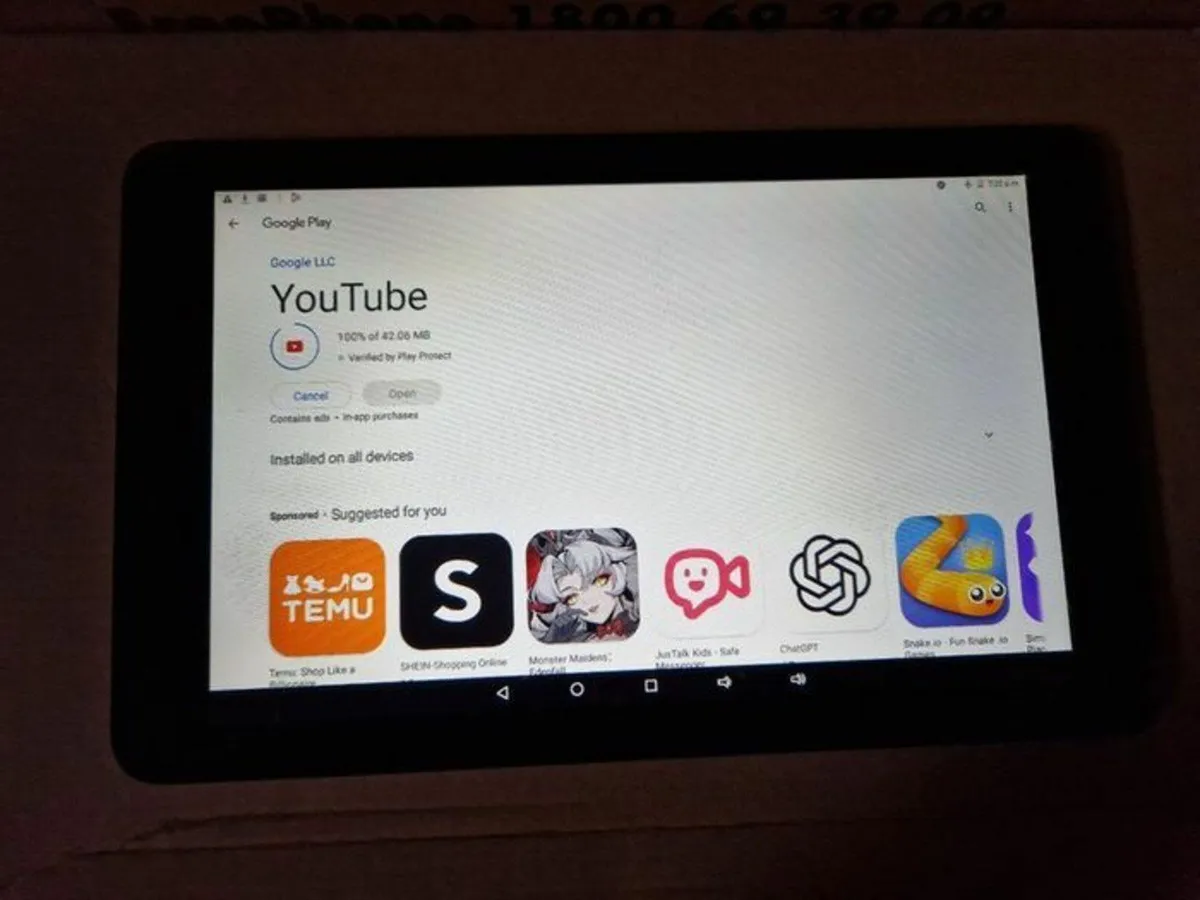 Hipstreet Phantom 2, 10.1 inch tablet, 10DTB44 8GB - Image 1