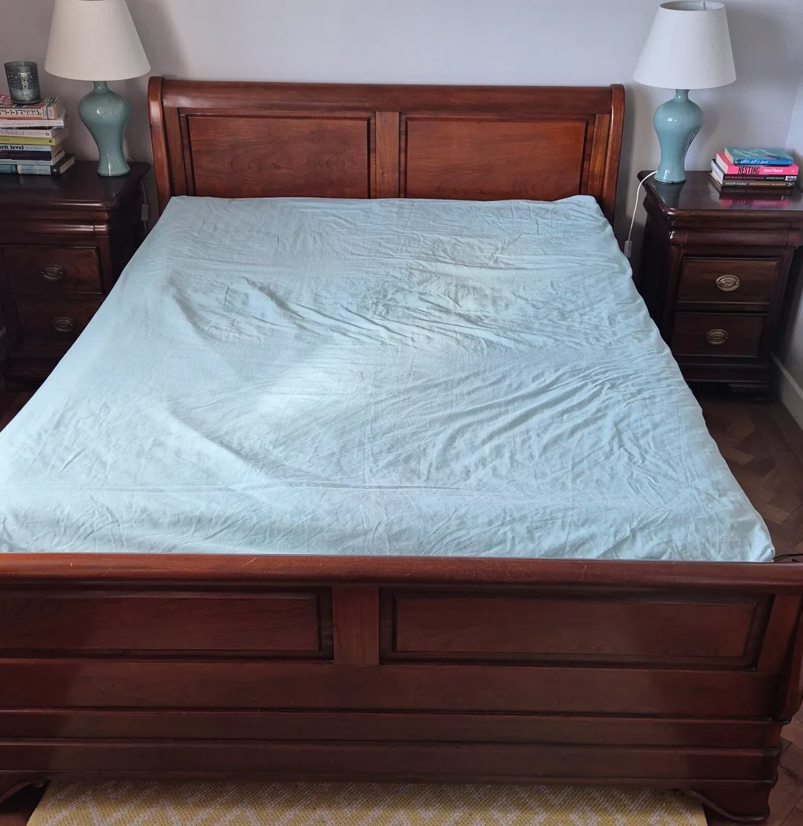 King Size Mahogany Sleigh Bed - Image 2
