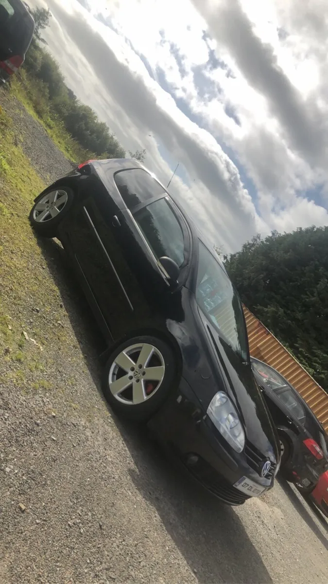 Volkswagen Golf - Image 1