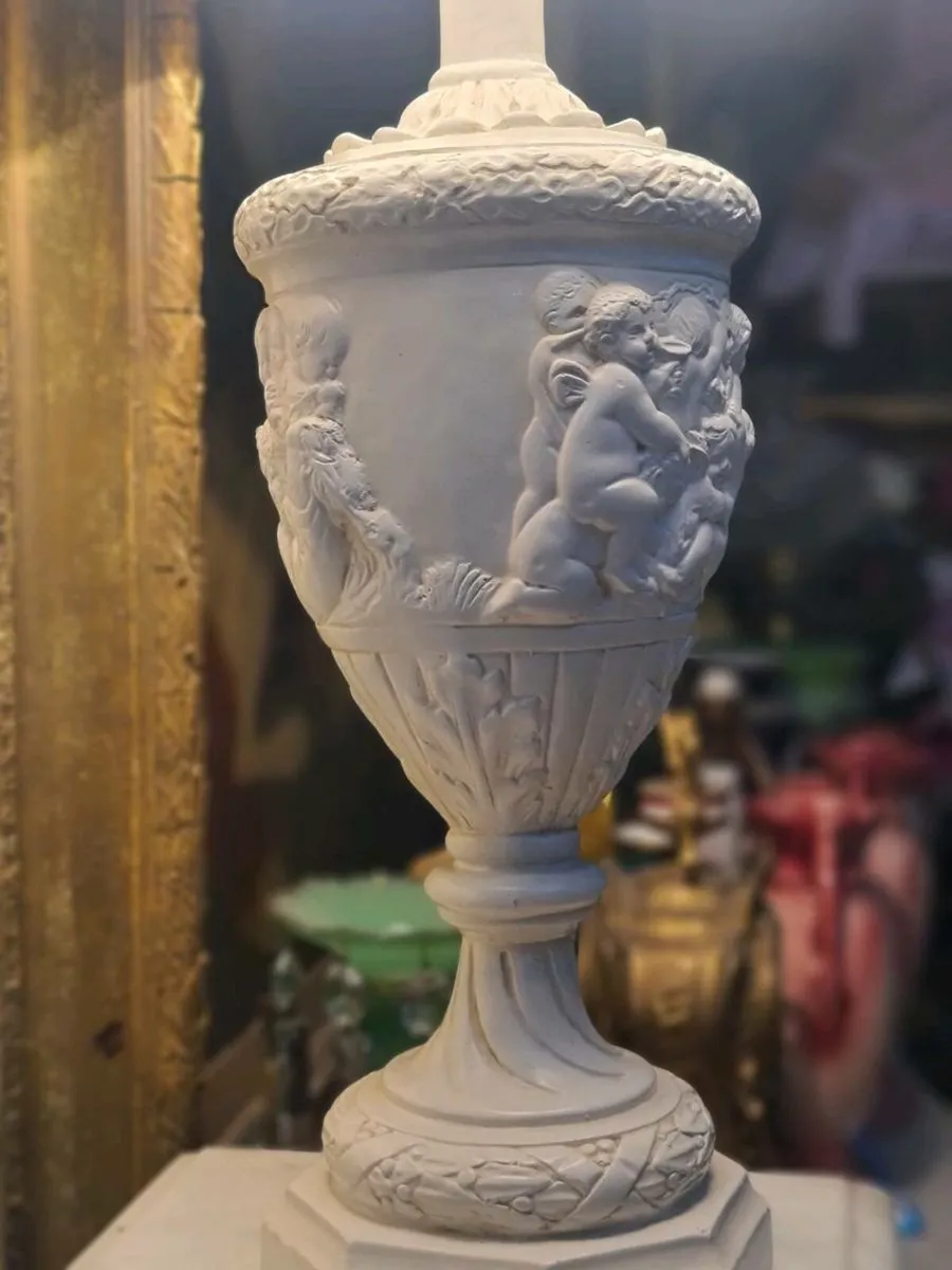 Large Neoclassical style plaster table lamp - Image 2