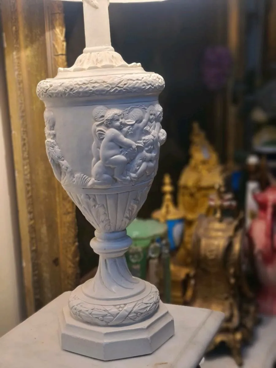Large Neoclassical style plaster table lamp - Image 4