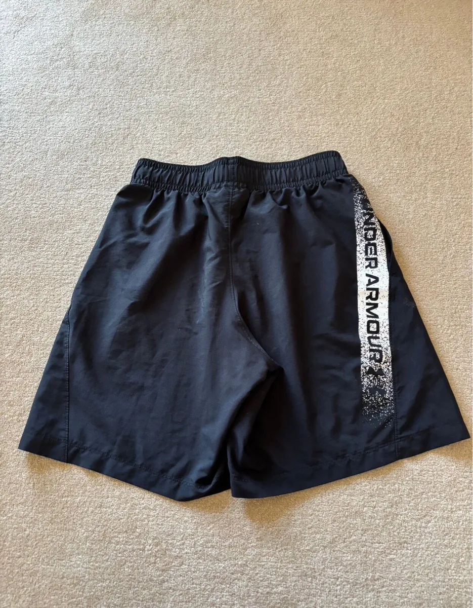 Under Armour Men’s Black Shorts - small - Image 2