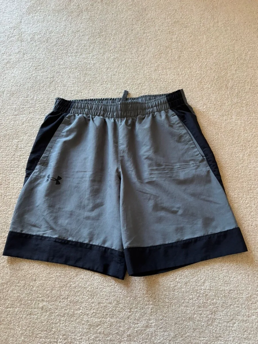 Under Armour Boys Grey shorts - Image 1