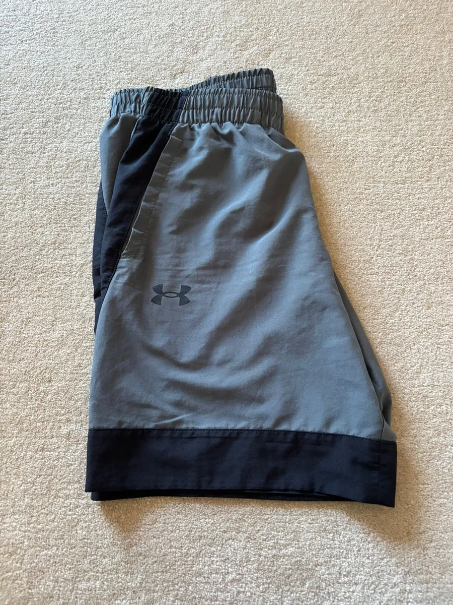 Under Armour Boys Grey shorts - Image 3