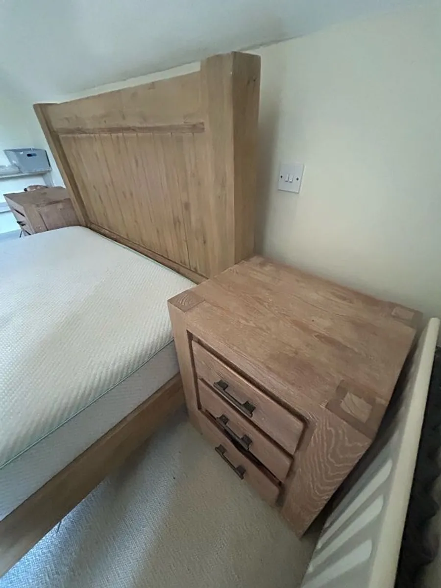 king size bed ( Harvey Norman ) & matching lockers - Image 3