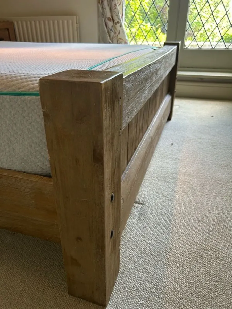 king size bed ( Harvey Norman ) & matching lockers - Image 4