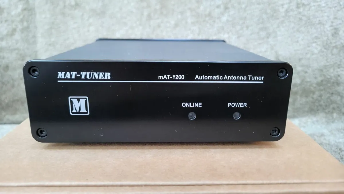 Yaesu FTdx10 + mAT-Y200 Auto Tuner - Image 2
