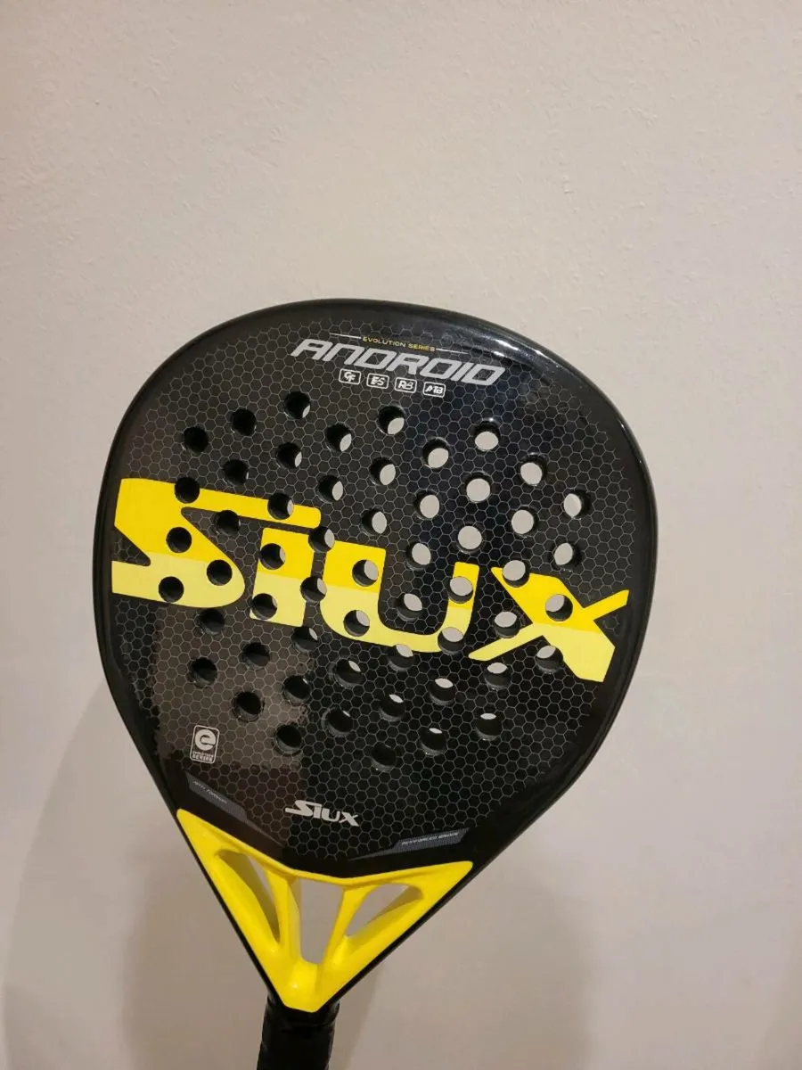 Siux Padel Racket - Image 1