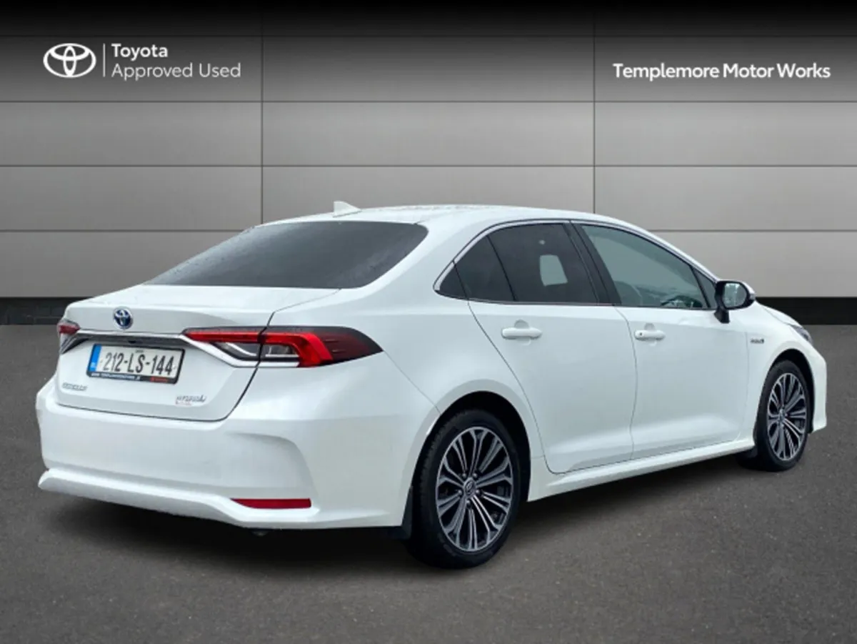Toyota Corolla HYBRID LUNA SP SPORT 4DR AUTO - Image 2