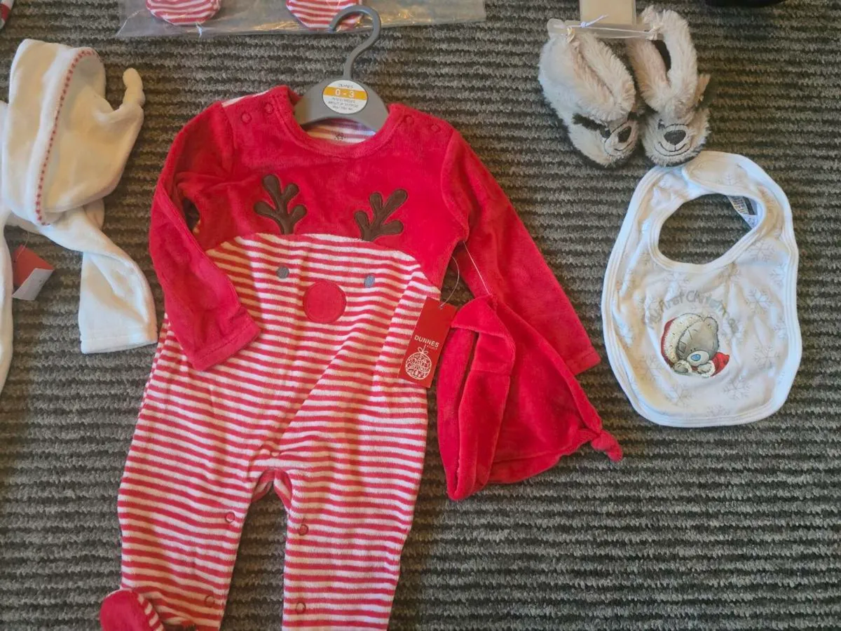 Christmas clothing bundle newborn to 0-3 BNWT - Image 4