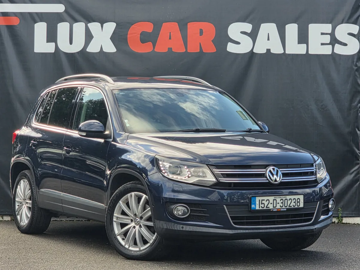 2015 Volkswagen Tiguan 2.0 TDI MATCH / LOW MILEAGE - Image 1