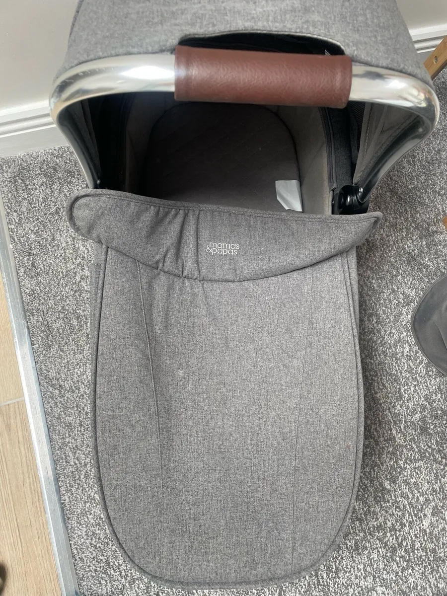 Mamas and papas basinet Ocarro - Image 2