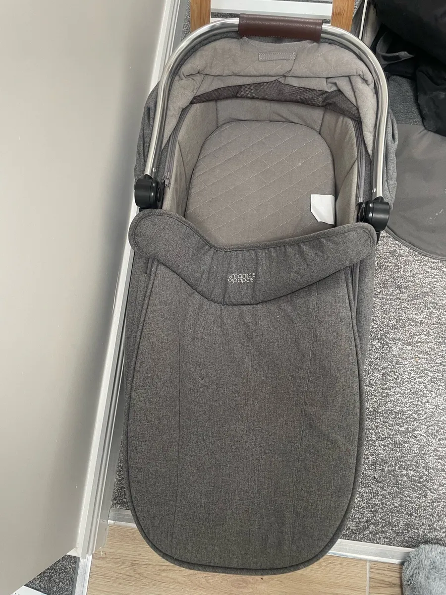 Mamas and papas basinet Ocarro - Image 4