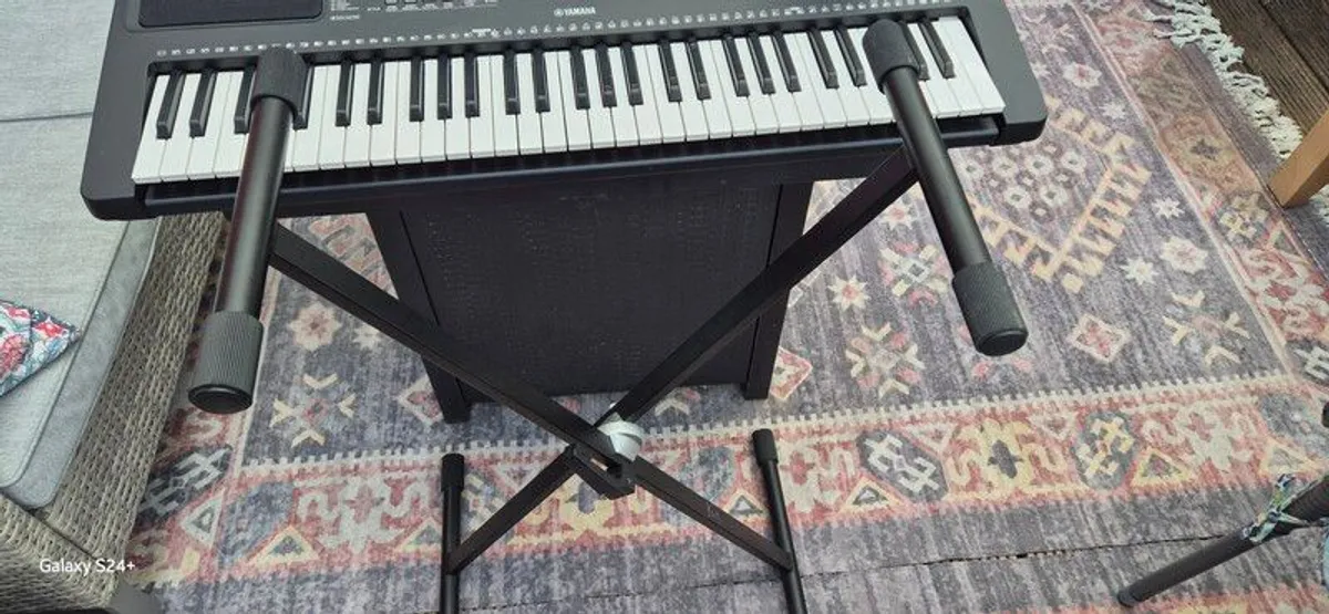 Yamaha Keyboard - Image 3