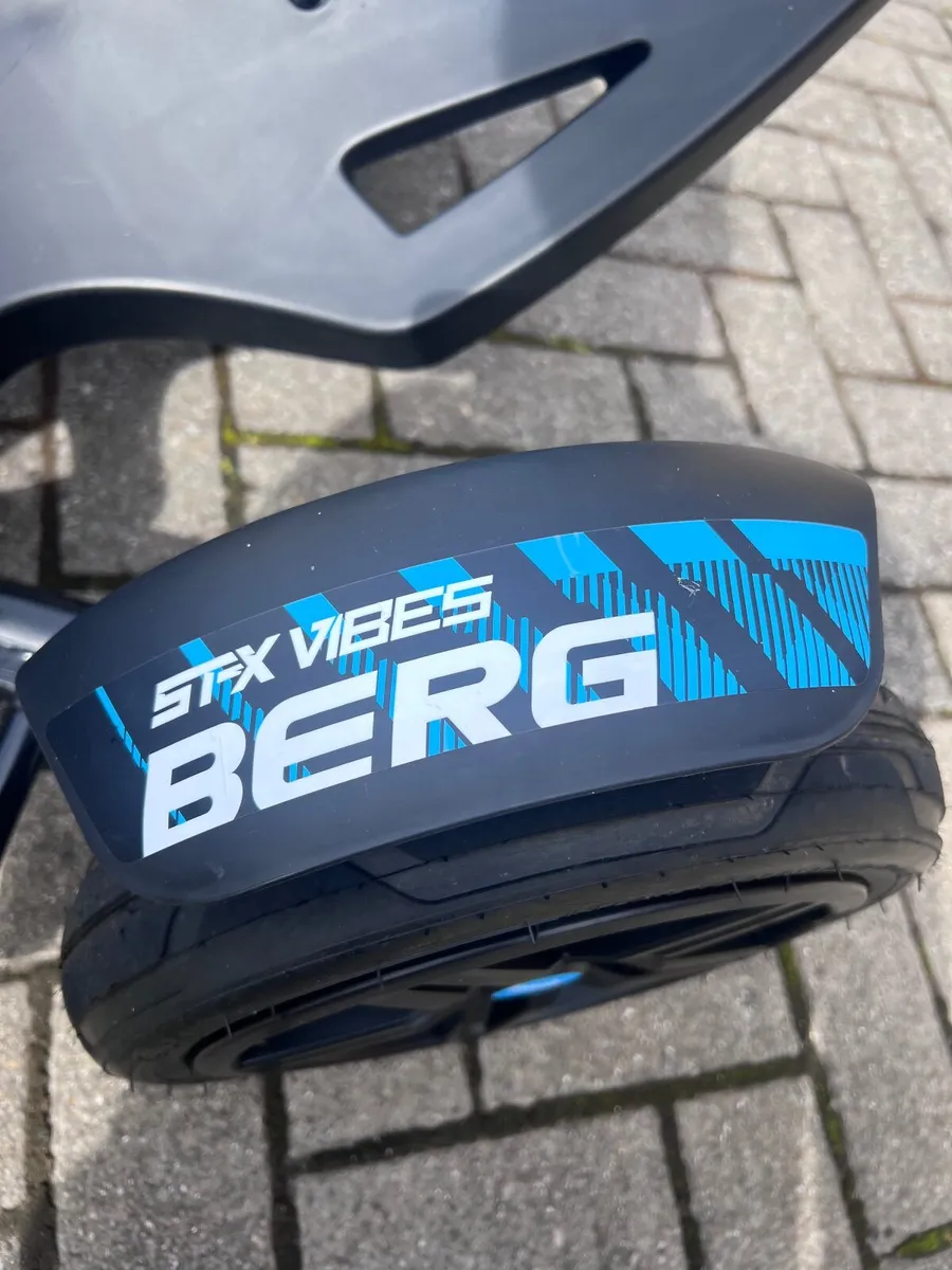 Berg Street-X Vibes Go Kart - Image 2