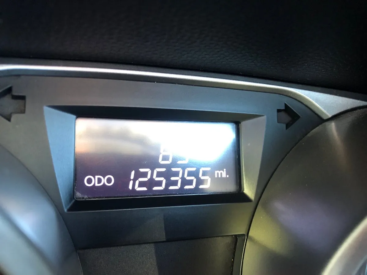 HYUNDAI IX35 AS NEW 😻 NO MILEAGE AS MEW - Image 3