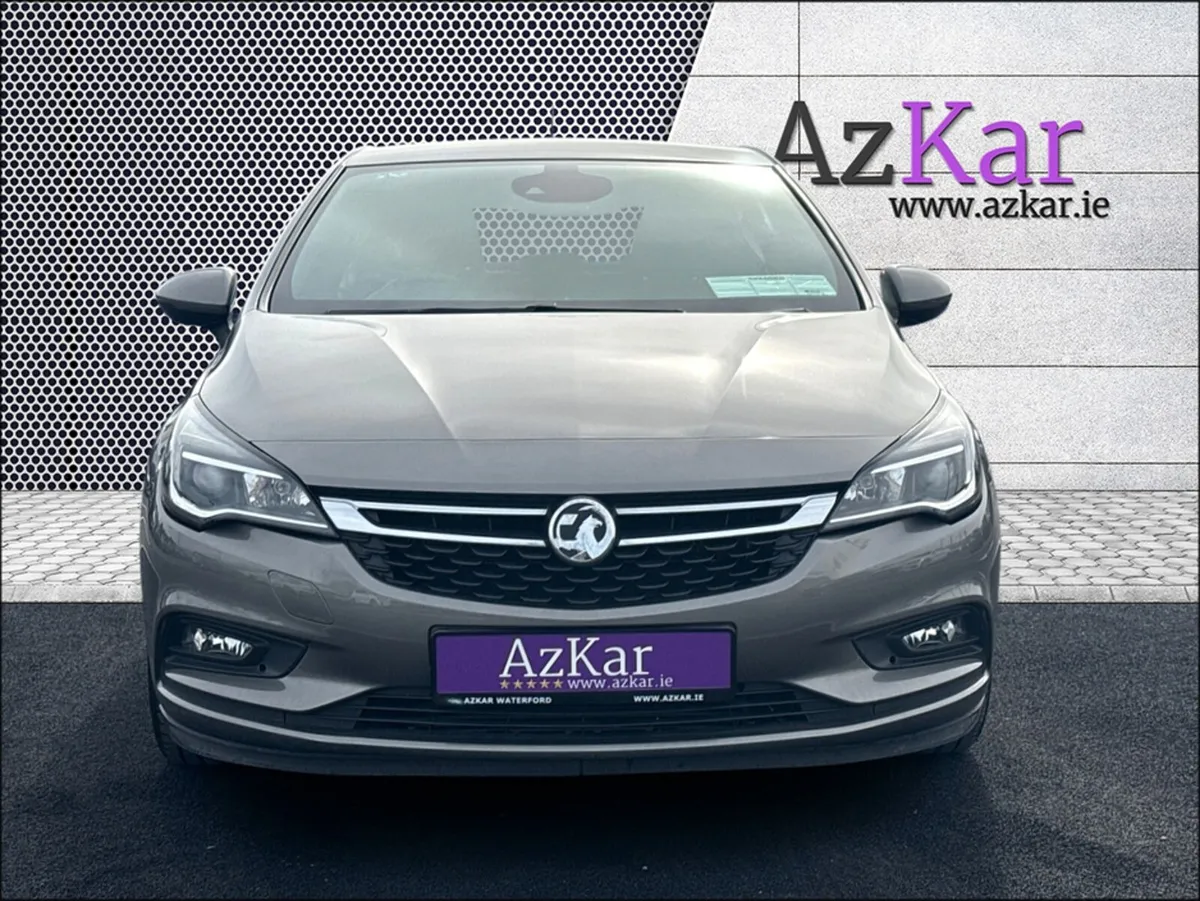 Vauxhall Astra 2017 TURBO 1.4 SRI 148BHP HATCHBACK - Image 2