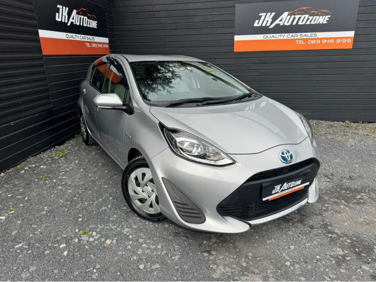 Toyota Aqua 1.5 HYBRID AUTO - Image 1