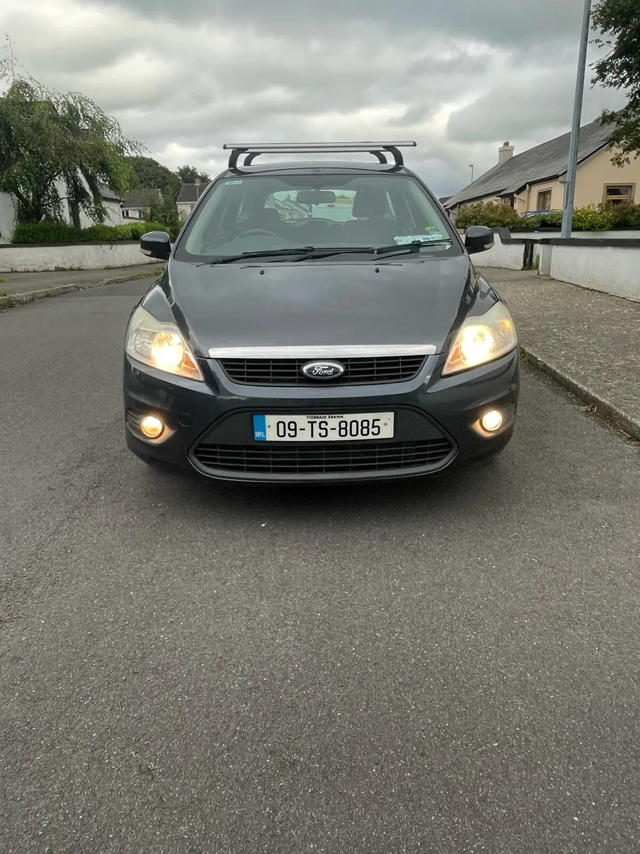 2009 ford focus NCT expires 02,26 tax 11,25 - Image 3
