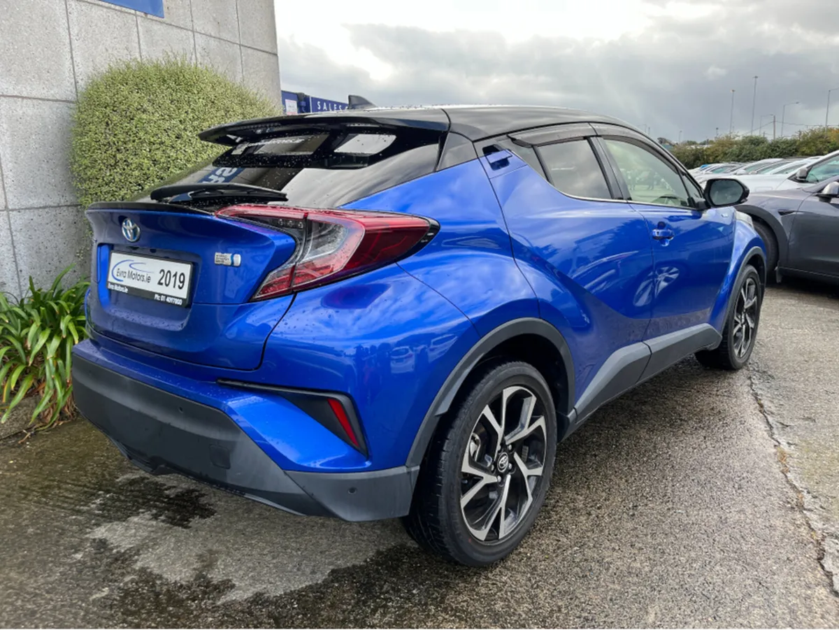 Toyota C-HR SOL HYBRID AUTOMATIC 1.8 PETROL //HIGH - Image 4