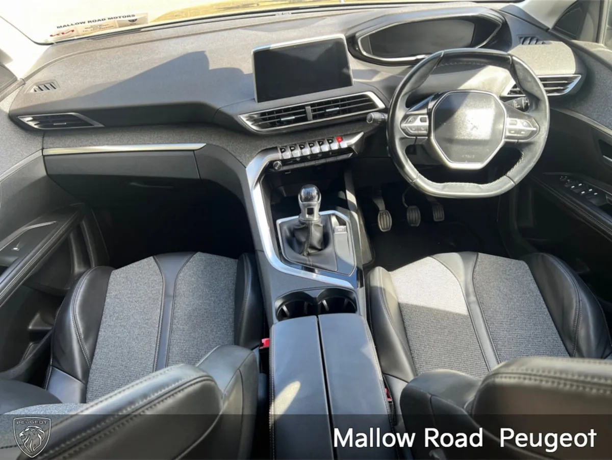 Peugeot 5008 ALLURE 1.5 BLUE HDI 130 6 6.2 4DR - Image 4