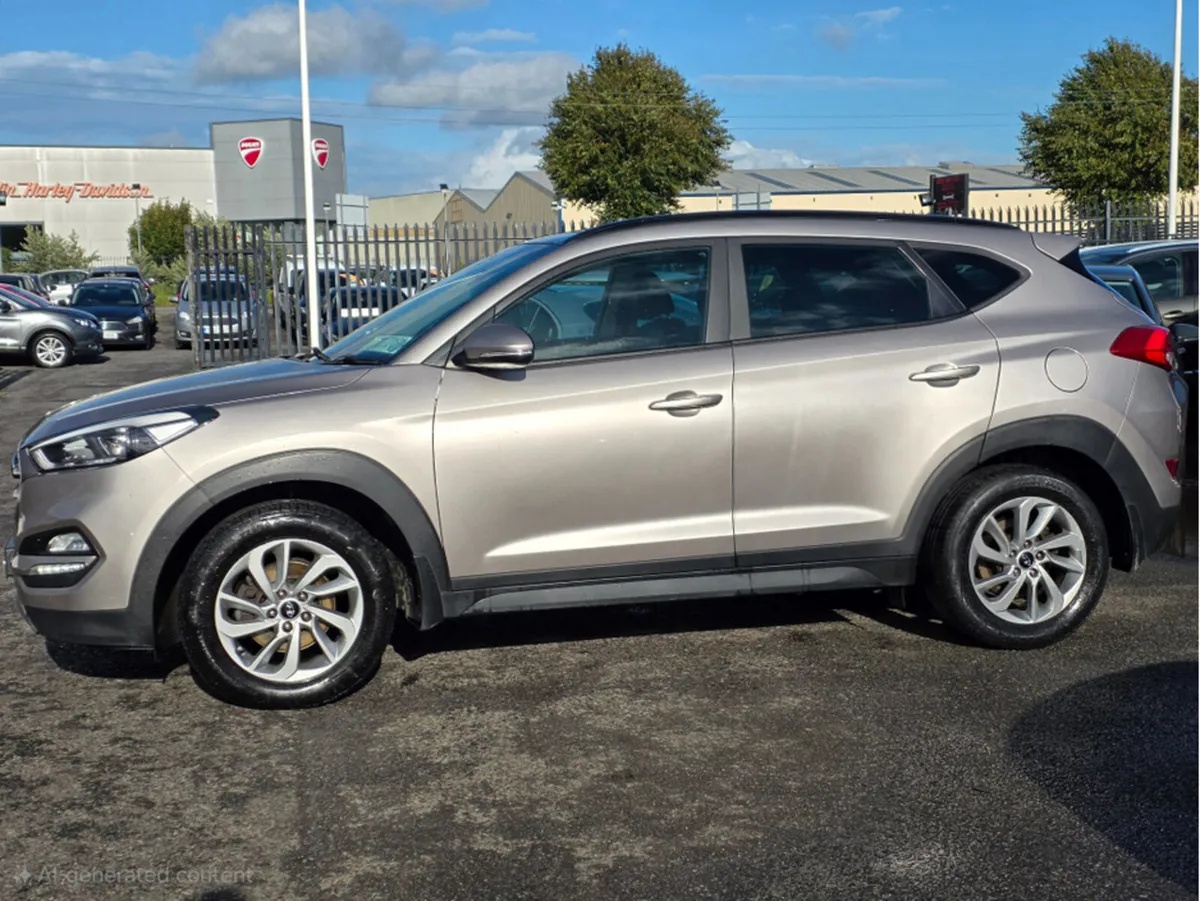 Hyundai Tucson PREMIUM **IRISH CAR ** PANORAMIC GL - Image 4