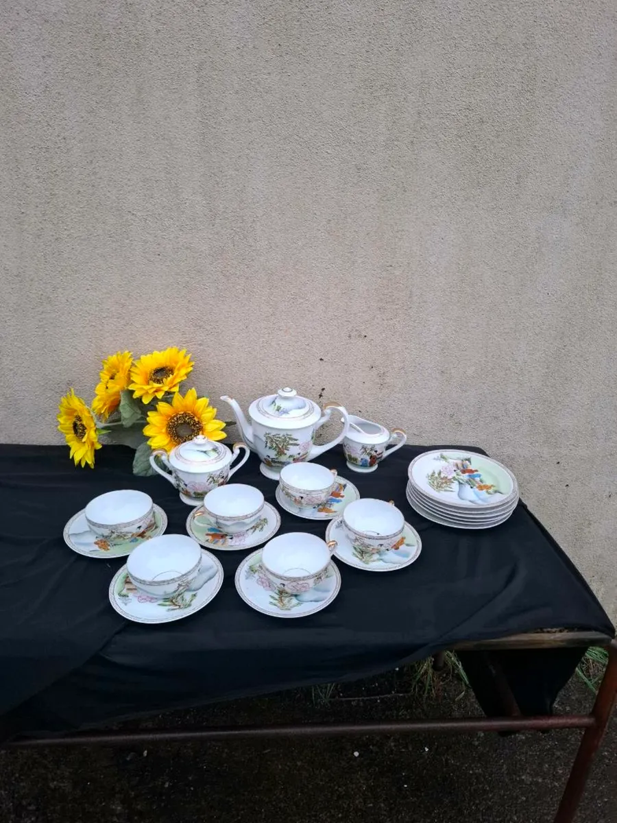 Vintage lithophane tea set postage possible