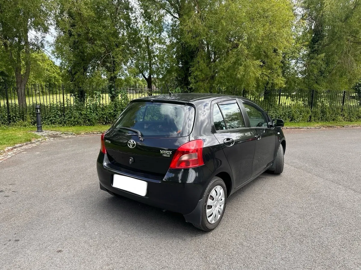 TOYOTA YARIS AUTOMATIC - Image 3