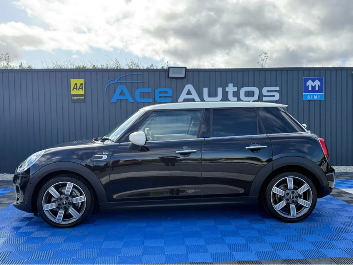 Mini Cooper SD 60TH EDT - 1.5 DIESEL - AUTO - 12M - Image 4