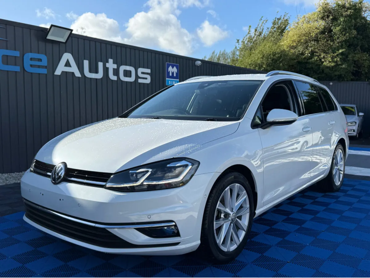 Volkswagen Golf ** DEPOSIT TAKEN ** HIGHLINE PRO - - Image 2