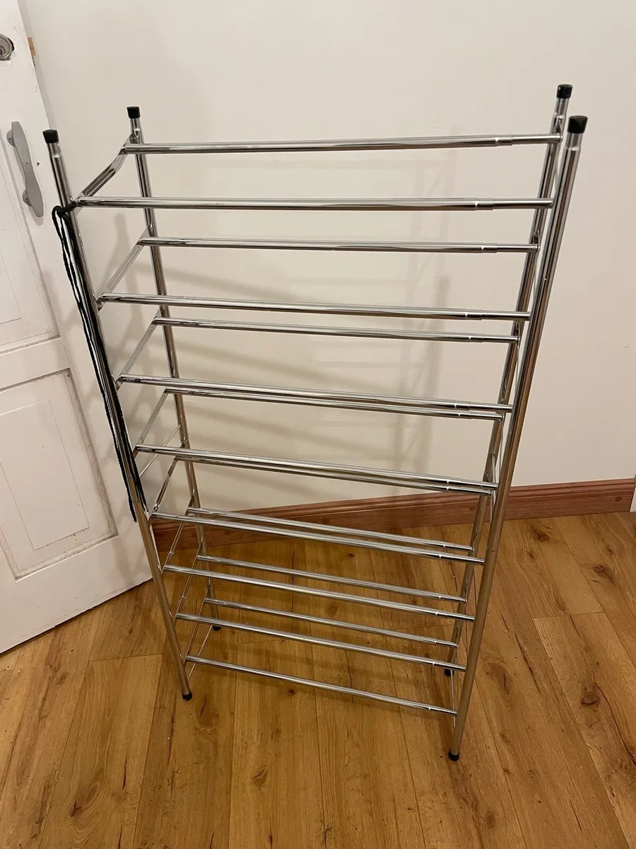 Extendable shoes rack - Image 1