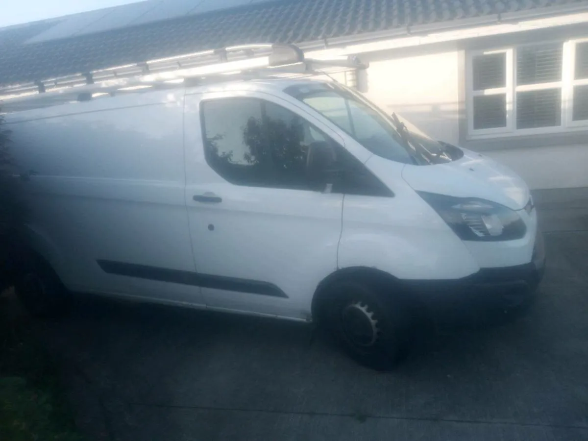 Van - Image 4