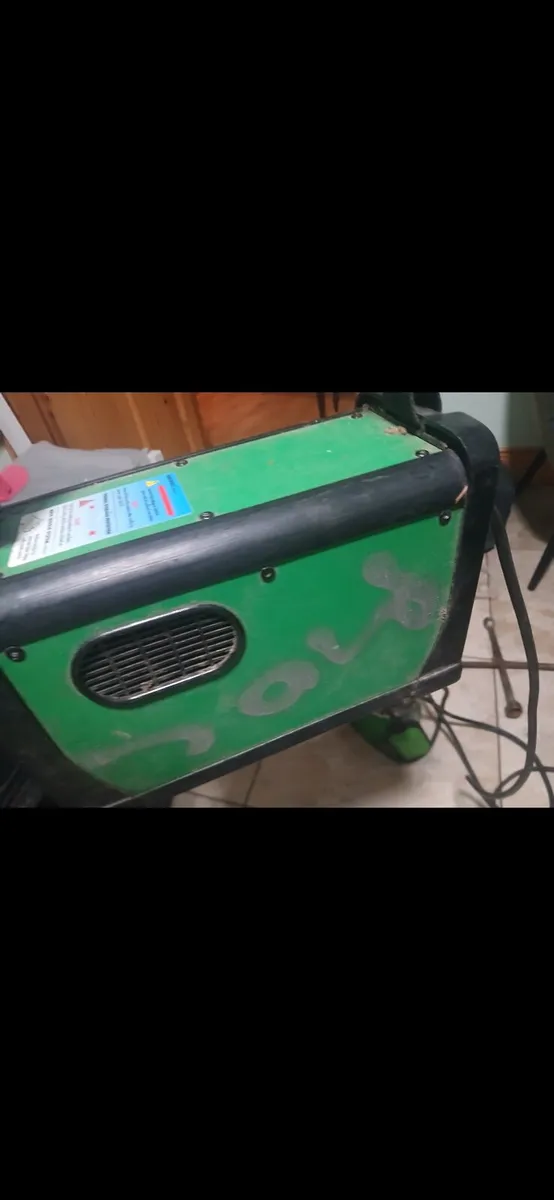 Welder - Image 2