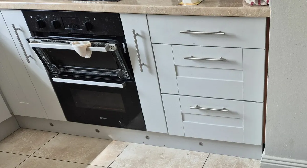 Kitchen - Image 2