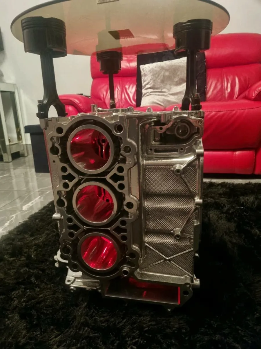 Engine coffee table Porsche - Image 4