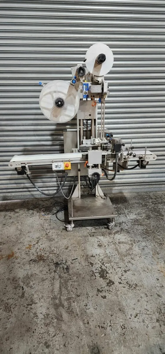 Herma Automatic Label Applicator - Image 1