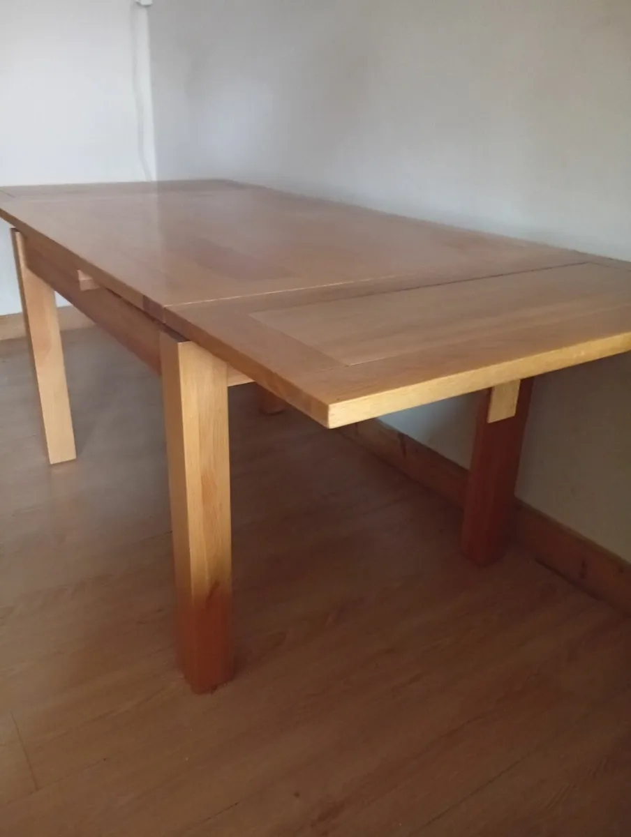 Oak Extendable Kitchen/Dining table - Image 3