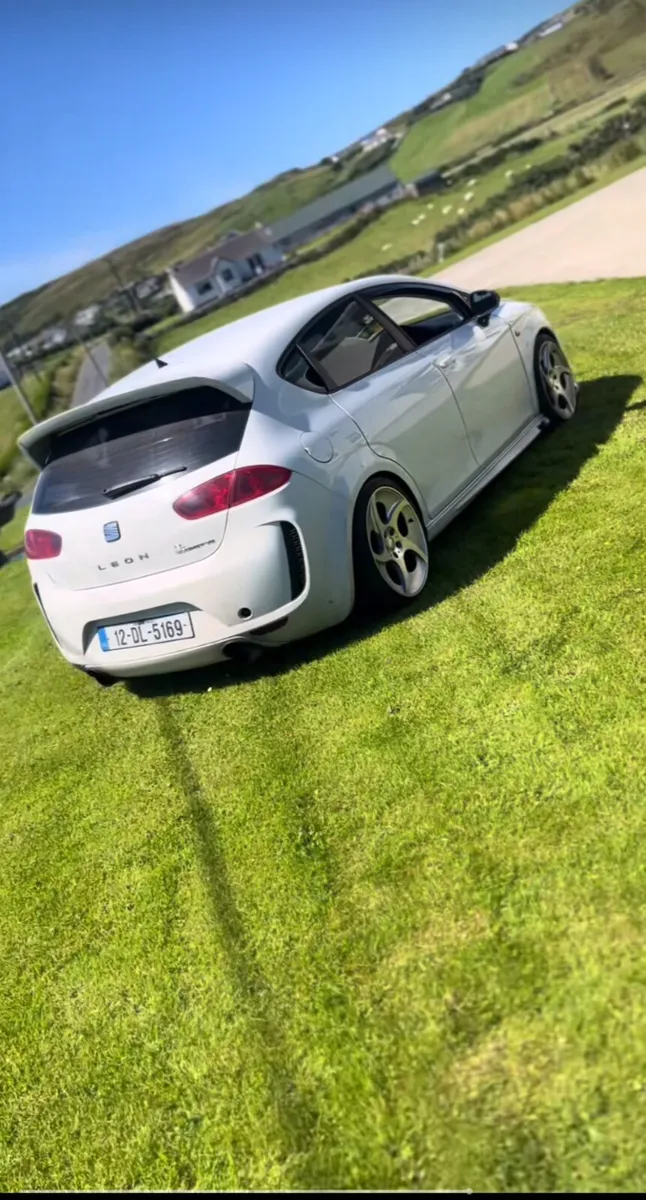 Seat Leon - Image 4