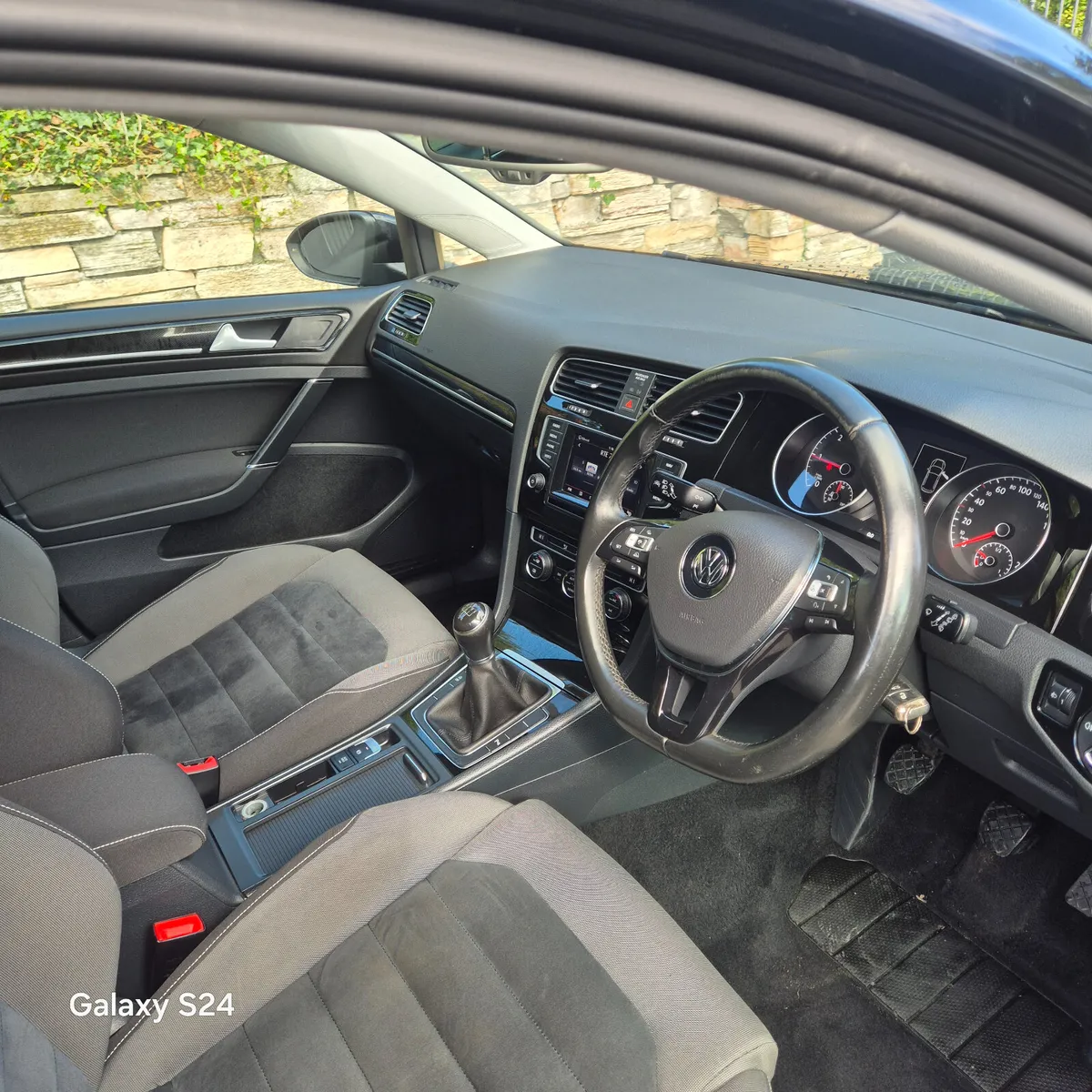 2015 Volkswagen Golf 1.6 tdi highline - Image 4
