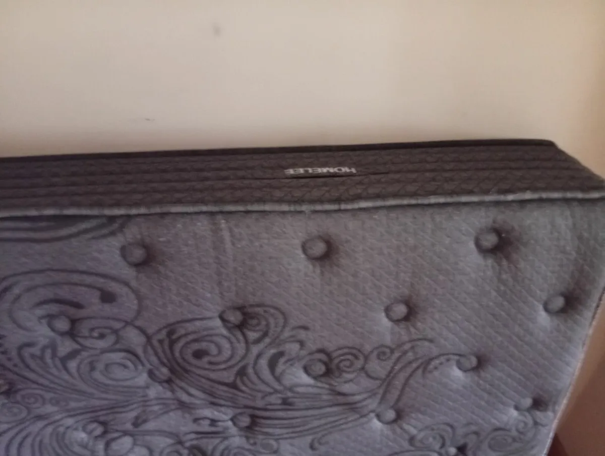 New Quality Expensive King size Hilton mattress - Image 4