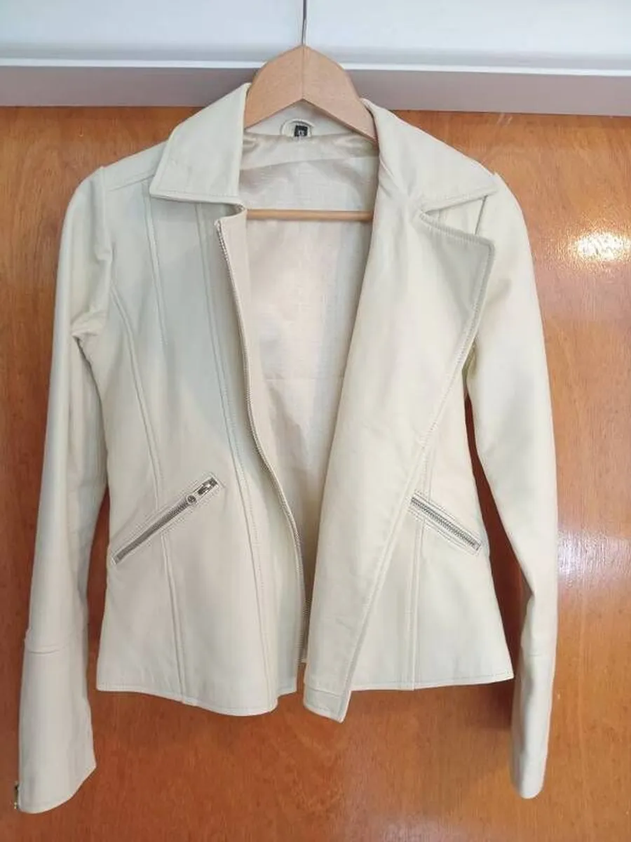 Women's Lambskin Leather Jacket (Handmade, Stylish & Real Soft Leather) - Image 1