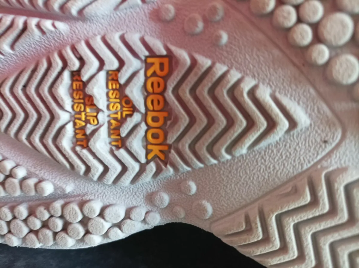 Reebok trainers - Image 2