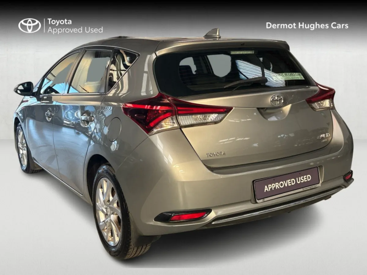 Toyota Auris AURIS 1.4D-4D LUNA - Image 2