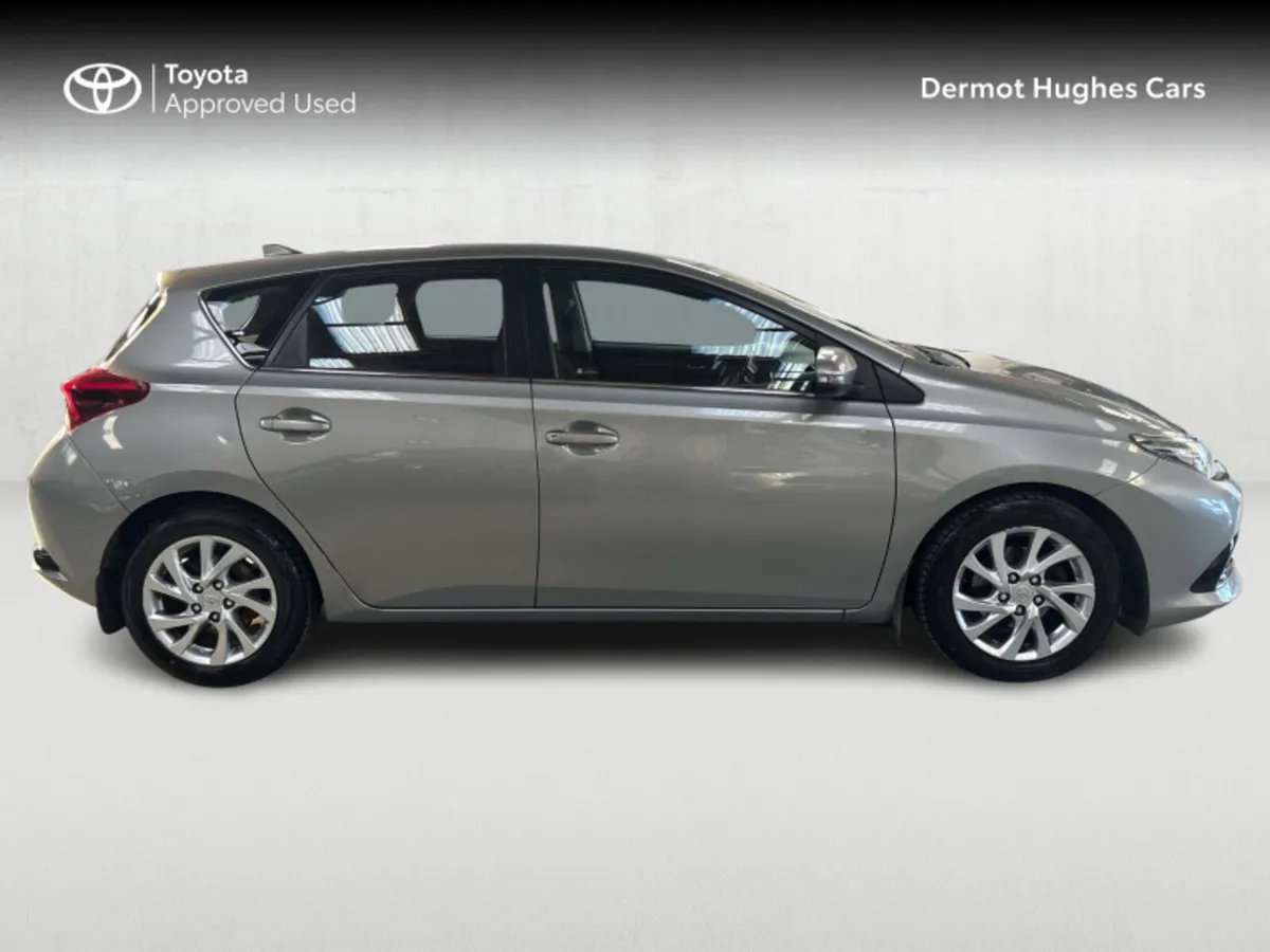 Toyota Auris AURIS 1.4D-4D LUNA - Image 3