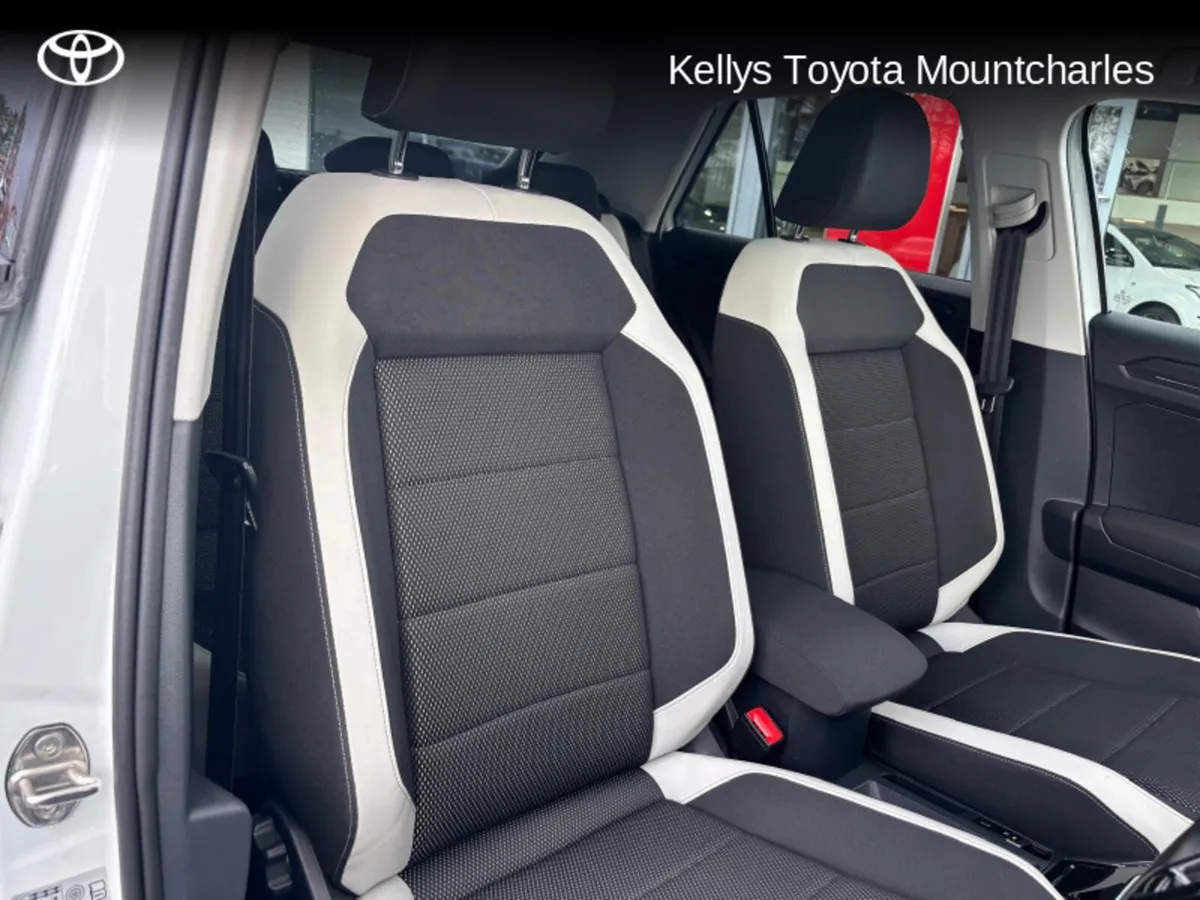 Volkswagen T-Roc SPORT 1.5 TSI MANUAL 6SPEED FWD 1 - Image 3