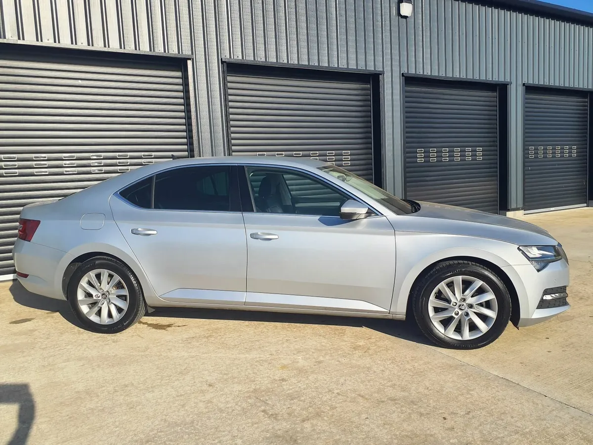 2021 Skoda Superb TDi SE Tech - Image 1