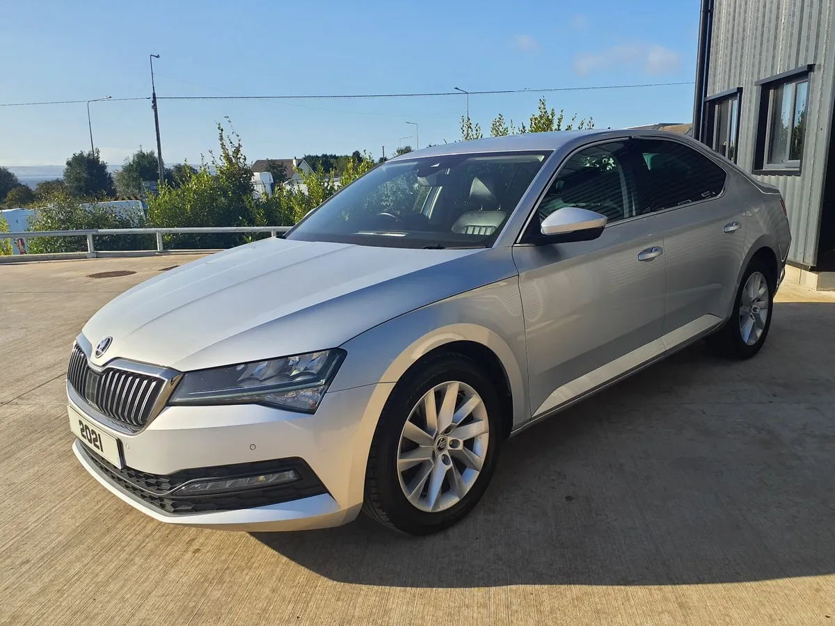 2021 Skoda Superb TDi SE Tech - Image 3