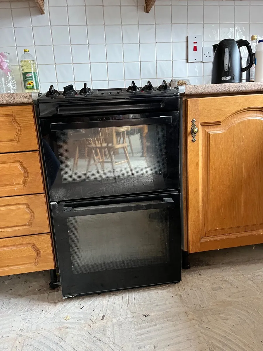 Zanussi double oven cooker - Image 1